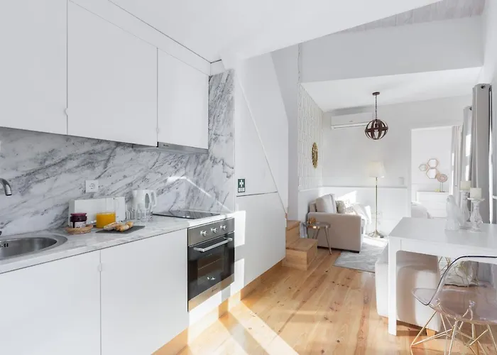 Loureiro Apartament *