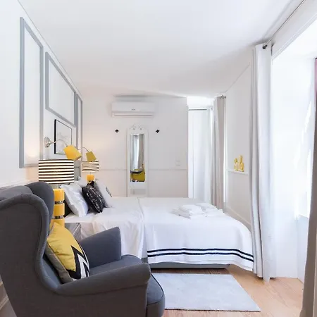Loureiro Apartment Porto